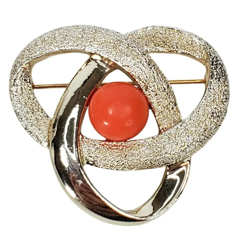 Vtg Sarah Coventry Brooch Coral Color Atomic Design Textured Gold Tone Pin